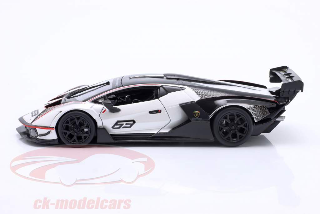 Lamborghini Essenza SCV12 Byggeår 2021 hvid metallisk / sort 1:24 Bburago