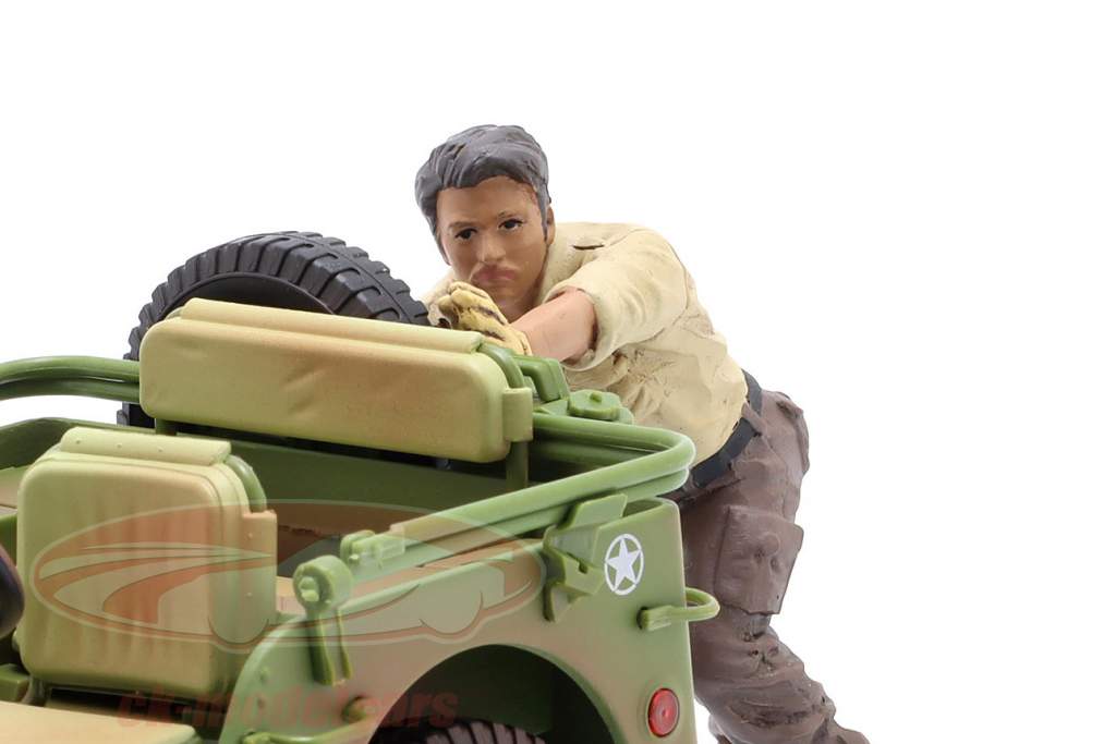 Mechanic Crew Offroad Camel Trophy figure #5 1:18 American Diorama