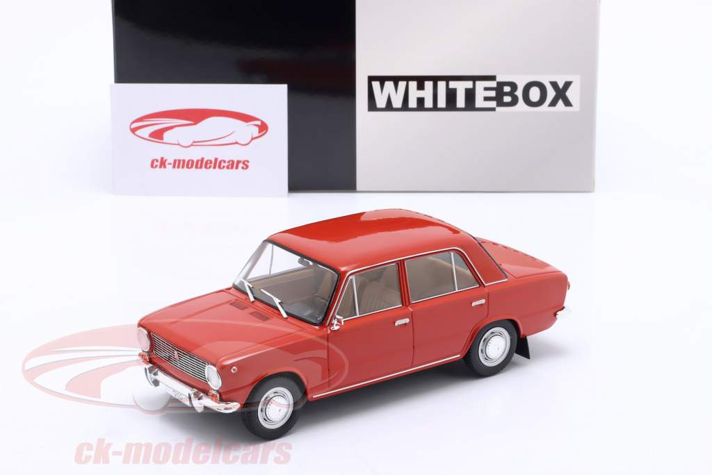 Lada 1200 Année de construction 1972 rouge 1:24 WhiteBox