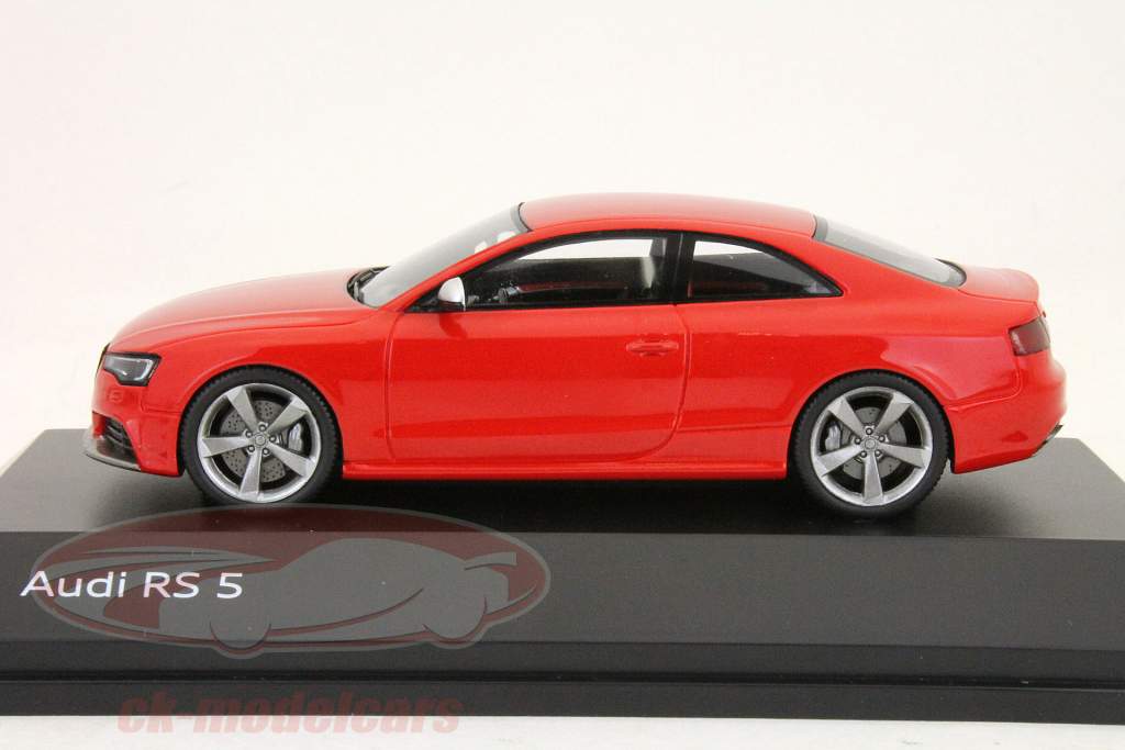 Audi RS 5 2012 MJ rosso misano 1:43 Spark