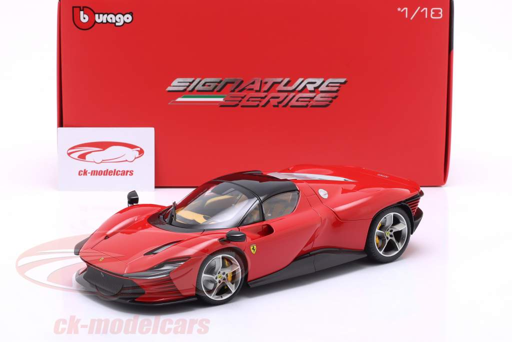 Ferrari Daytona SP3 Closed Top 2022 rosso corsa 1:18 Bburago Signature