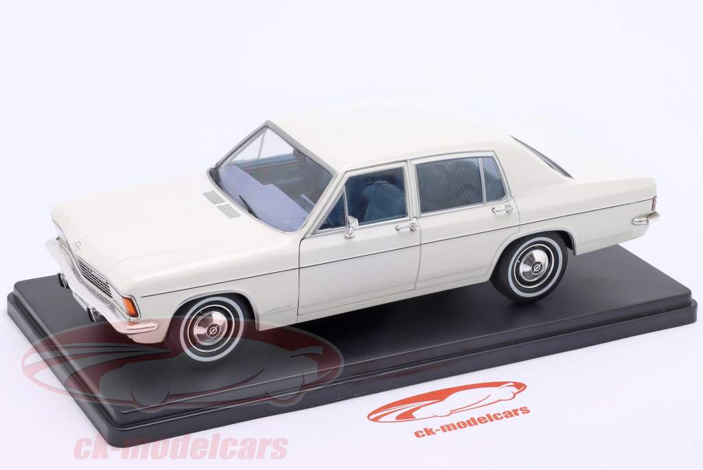 Opel Admiral B Bouwjaar 1969 wit 1:24 Hachette