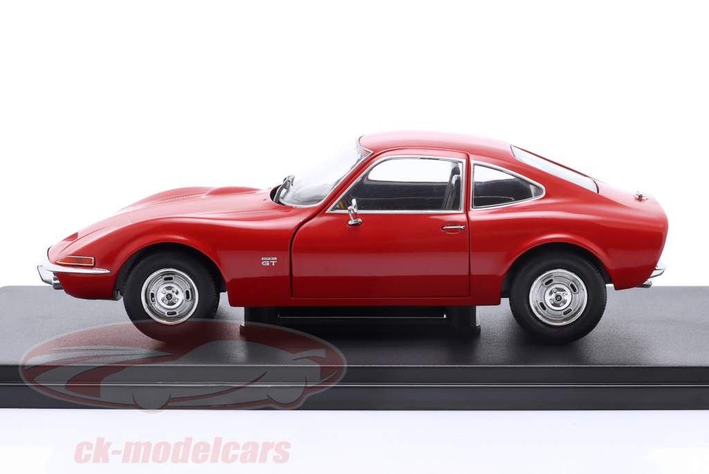 Opel GT 1900 建设年份 1968 红色的 1:24 Hachette