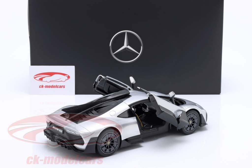 Mercedes-Benz AMG ONE anno di costruzione 2023 argento high-tech 1:18 NZG