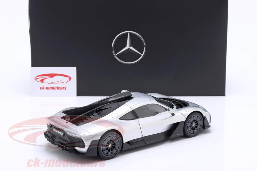 Mercedes-Benz AMG ONE anno di costruzione 2023 argento high-tech 1:18 NZG