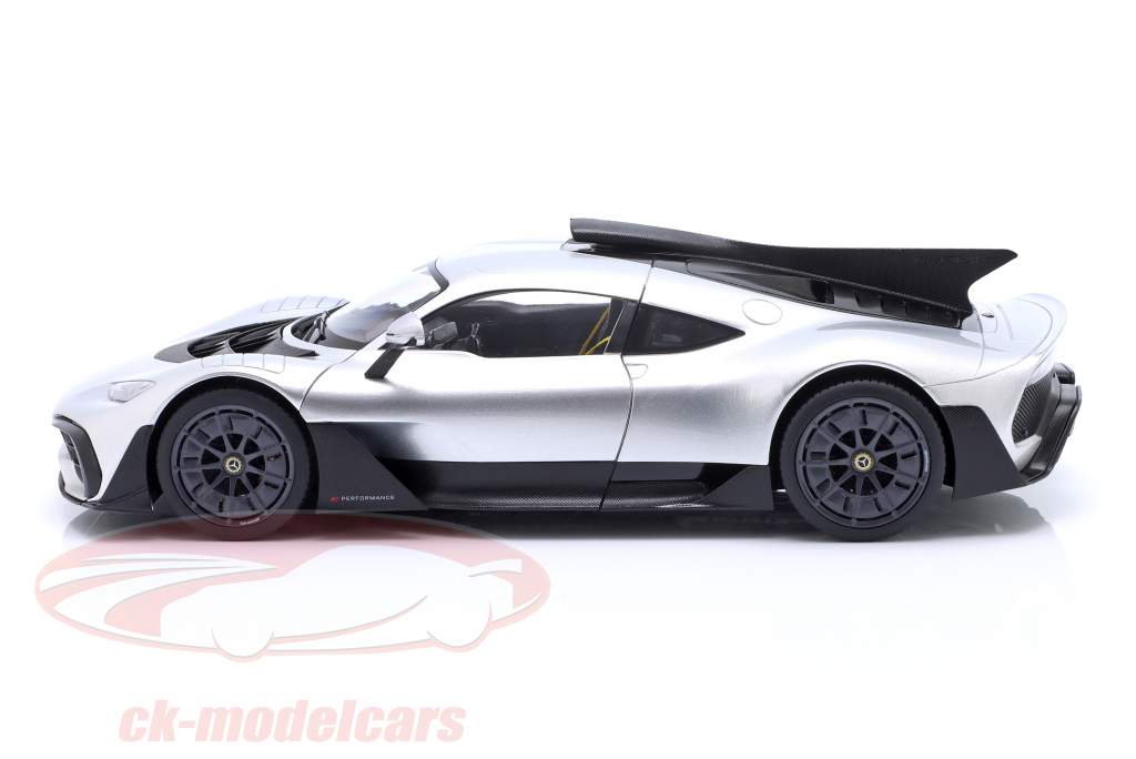 Mercedes-Benz AMG ONE anno di costruzione 2023 argento high-tech 1:18 NZG