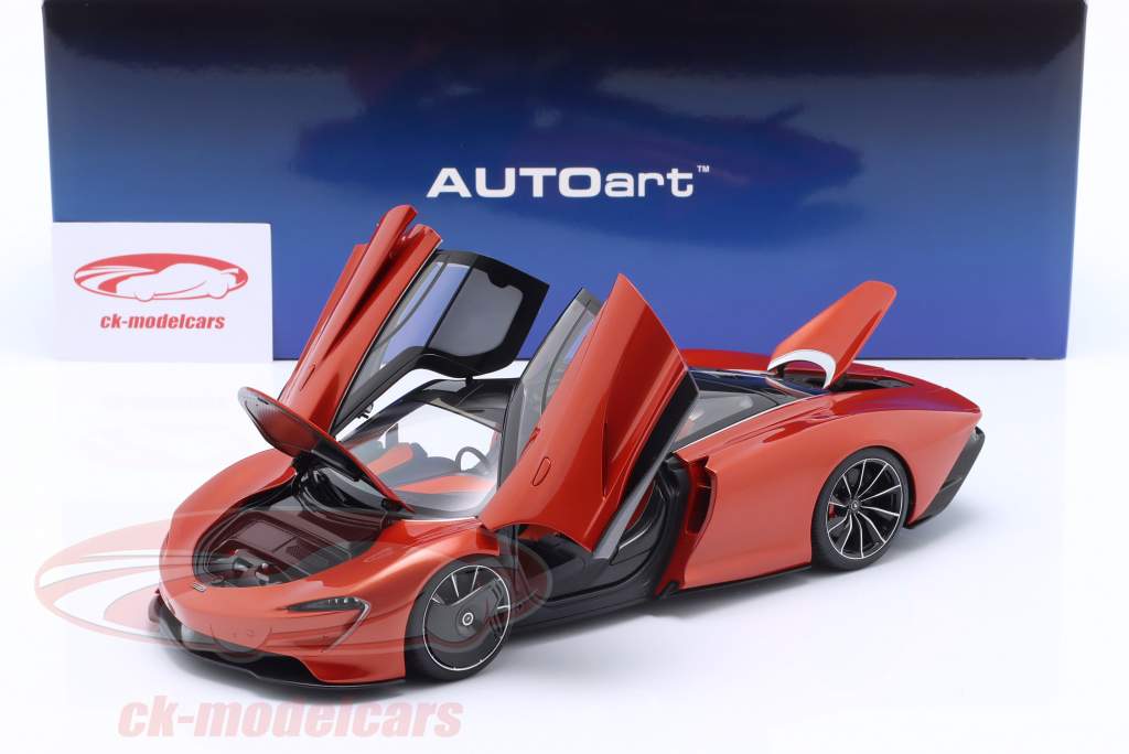 McLaren Speedtail Année de construction 2020 volcan orange 1:18 AUTOart