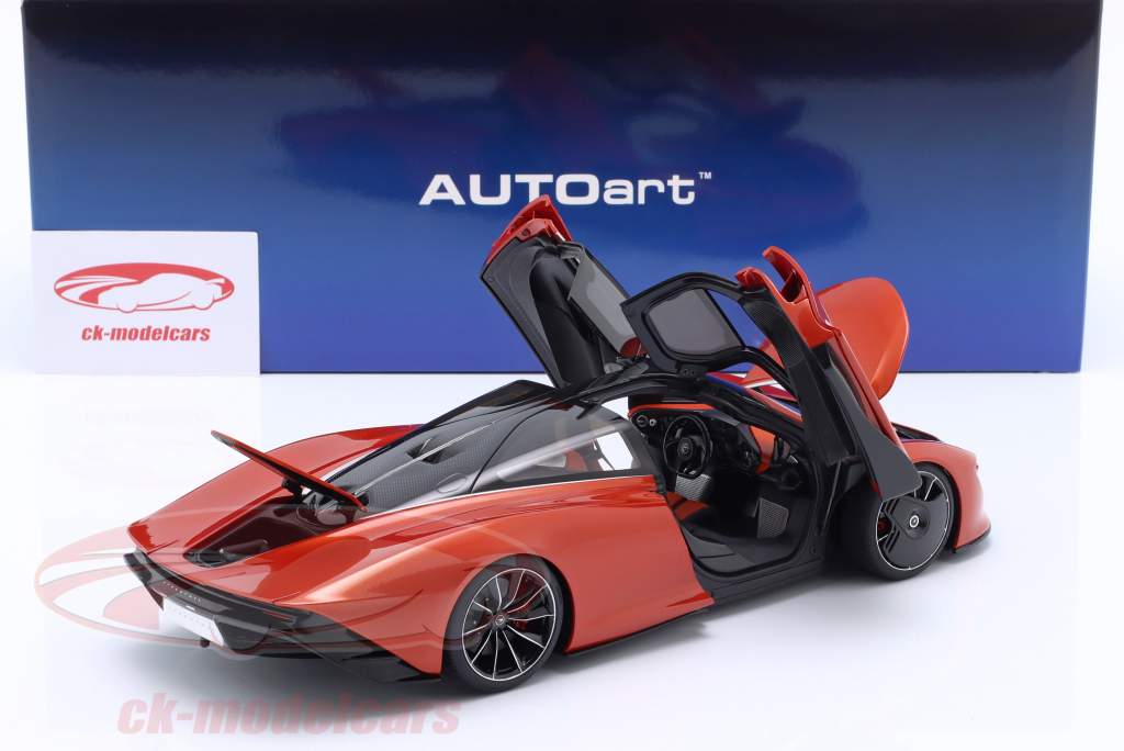 McLaren Speedtail Année de construction 2020 volcan orange 1:18 AUTOart
