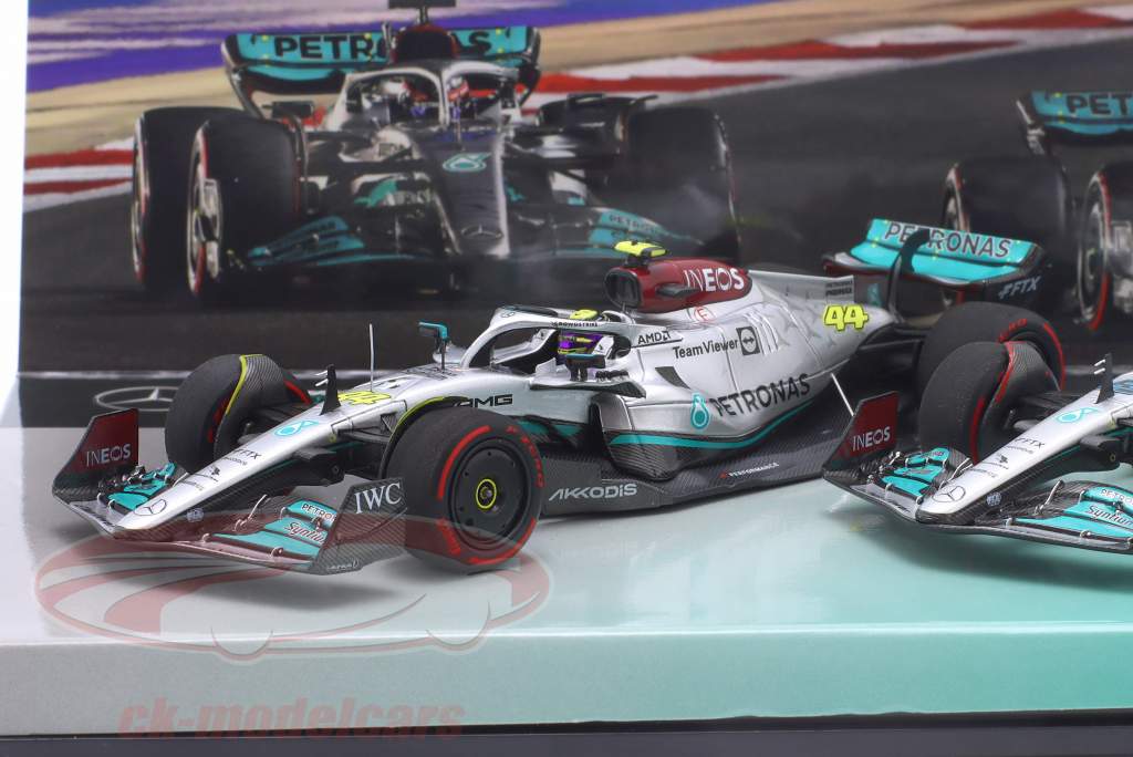 2-Car Set Hamilton #44 & Russell #63 Bahrain GP Formel 1 2022 1:43 Minichamps