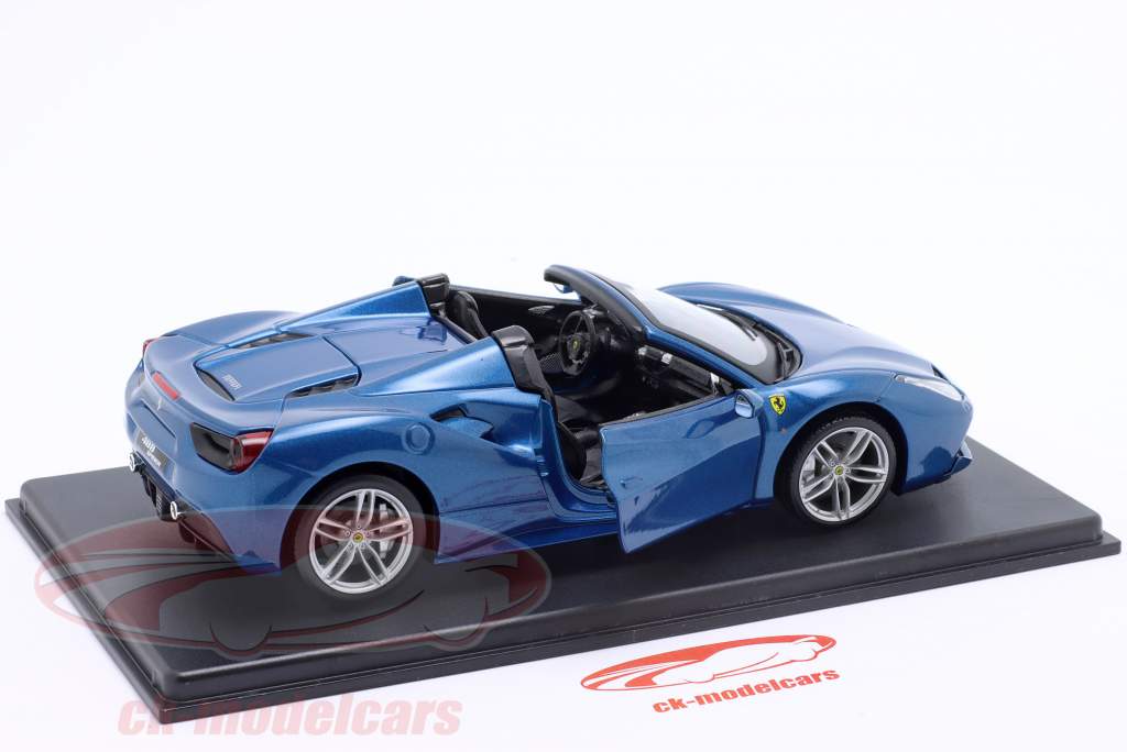 Ferrari 488 Spider Byggeår 2015 blå metallisk 1:24 Bburago