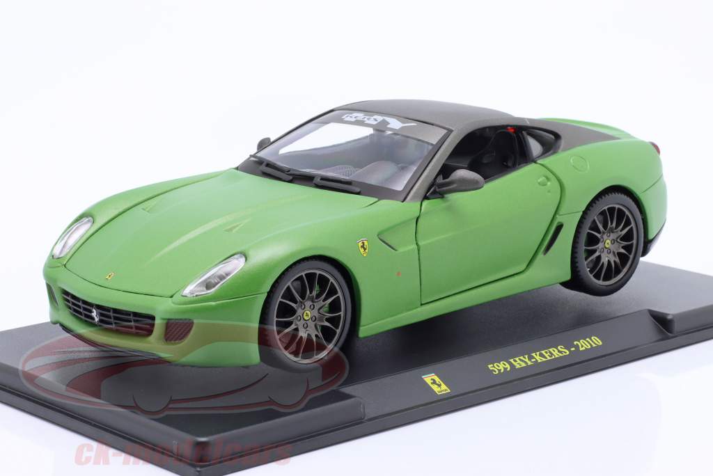 Ferrari 599 HY-KERS ano de construção 2010 verde metálico 1:24 Bburago