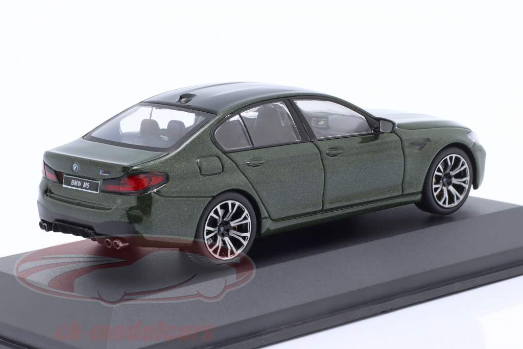 BMW M5 Competition (F90) Год постройки 2017 темно-зеленый металлический 1:43 Solido
