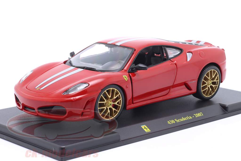Ferrari 430 Scuderia Byggeår 2007 rød 1:24 Bburago