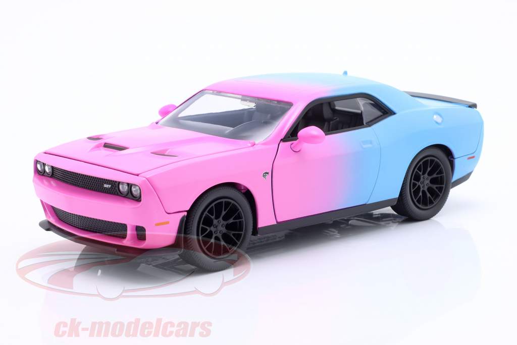 Pink Slips Dodge Challenger SRT Hellcat 2015 roze / Lichtblauw 1:24 Jada Toys