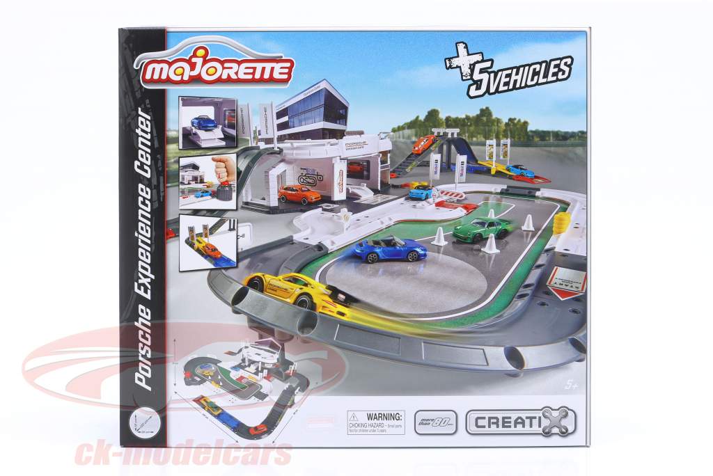 Porsche Experience Center と 5 車 1:64 Majorette