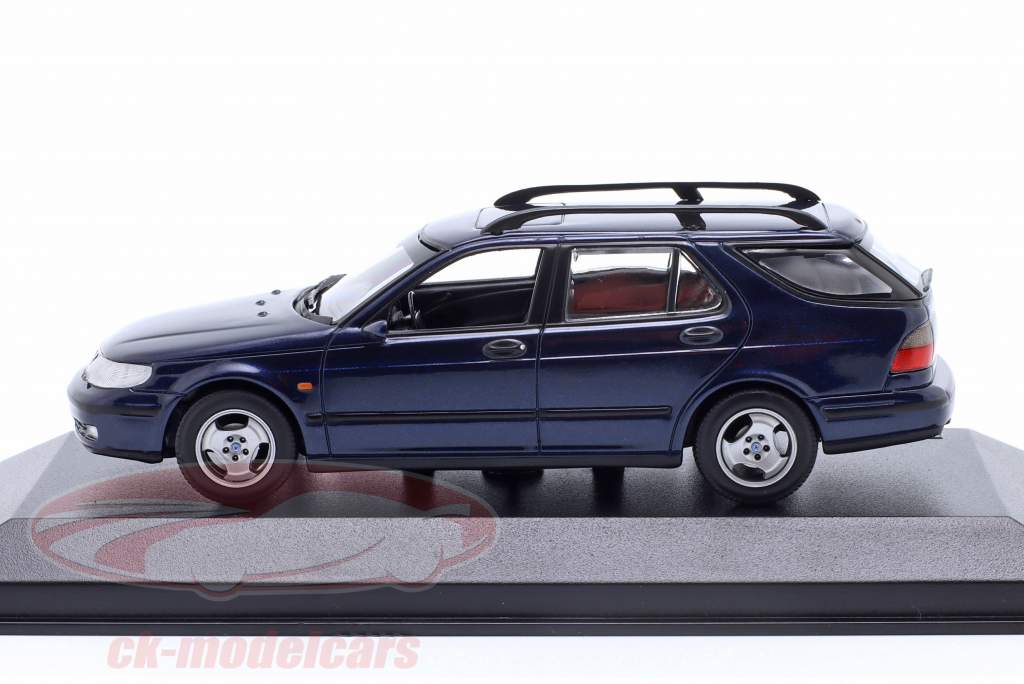 Saab 9-5 Break Année de construction 1999 bleu foncé métallique 1:43 Minichamps