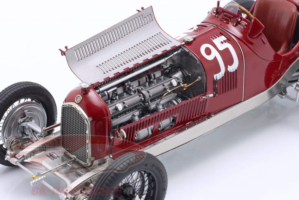 CMC 1:18 Alfa Romeo Tipo B (P3) #95 Sieger Klausenrennen