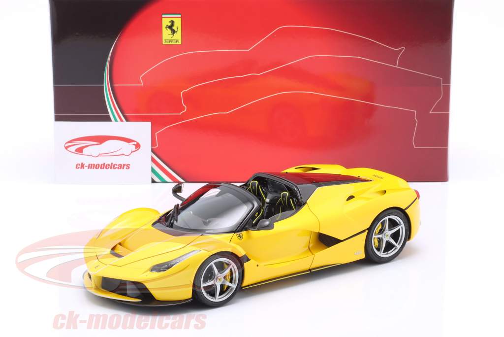 Ferrari LaFerrari Aperta Bouwjaar 2016 geel 1:18 BBR