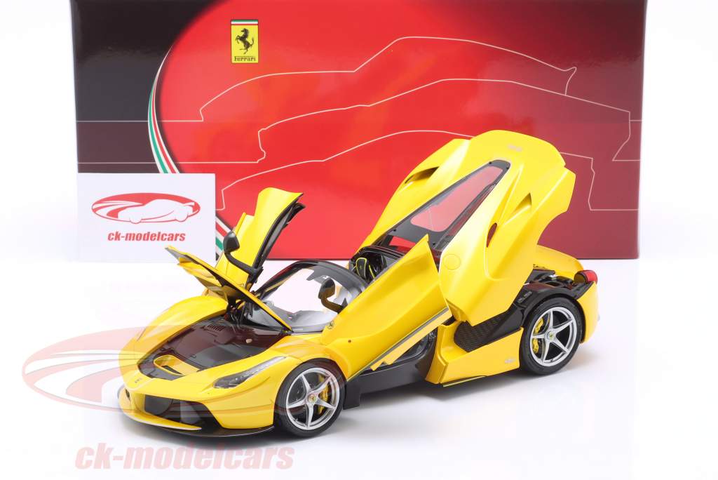 Ferrari LaFerrari Aperta 建設年 2016 黄色 1:18 BBR