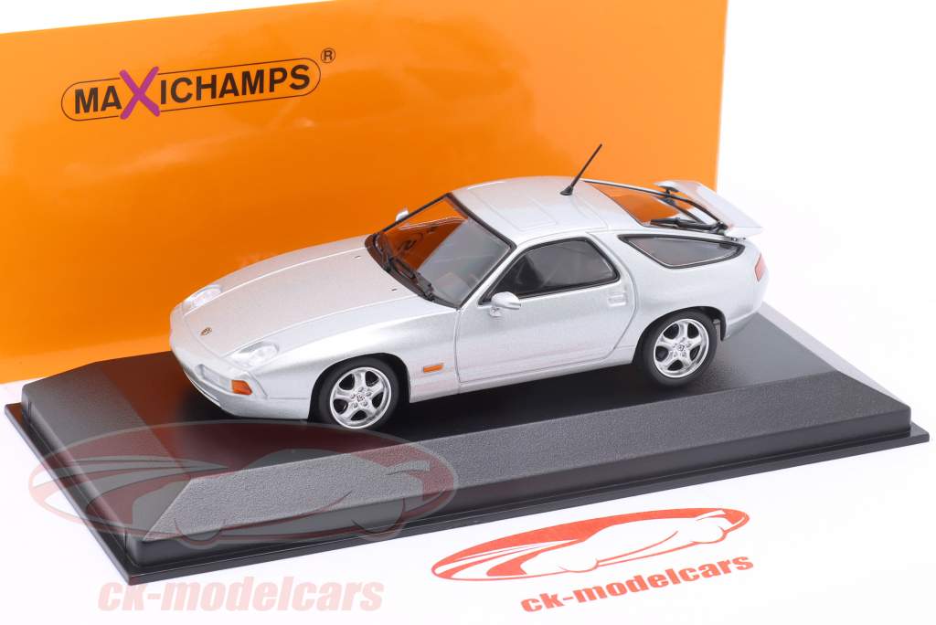 AutoCult 1:43 Porsche 928 Carelli Design Cabrio Année De Construction 1981 Rouge 60107
