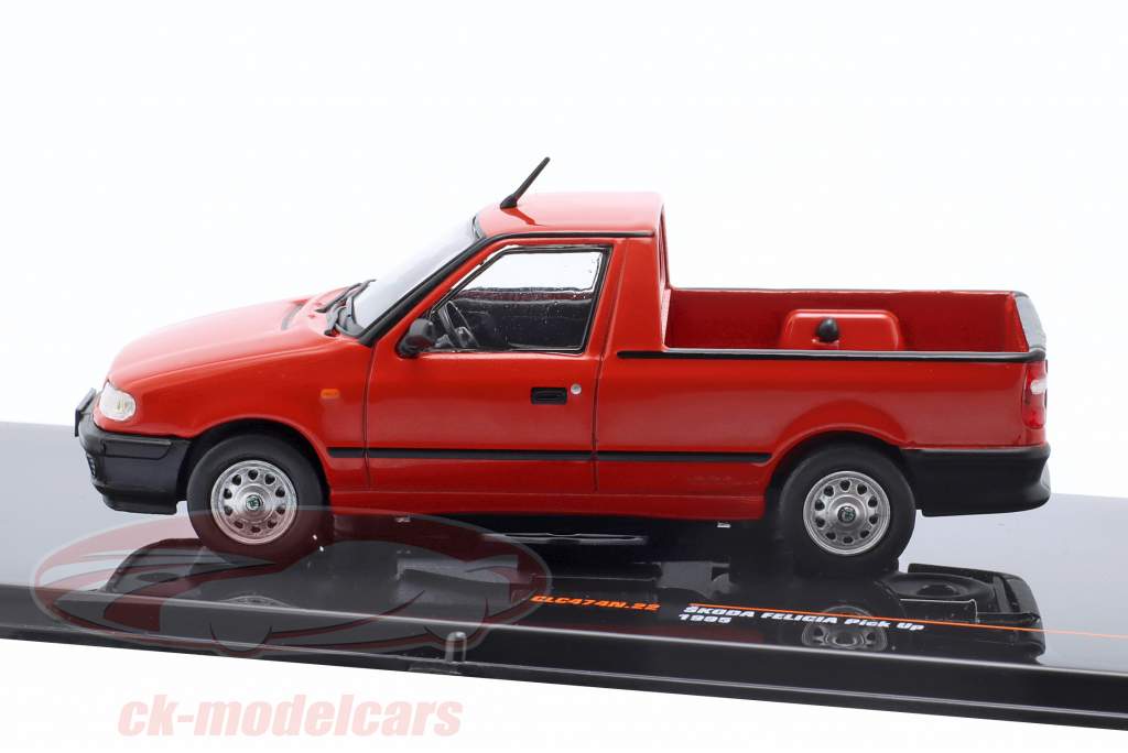 Skoda Felicia Pick Up 建设年份 1995 红色的 1:43 Ixo