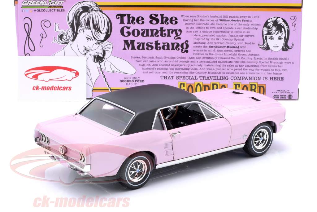 Ford Mustang Coupe Byggeår 1967 lyserød / sort 1:18 Greenlight