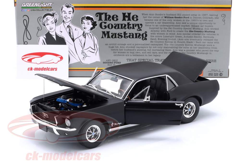 Ford Mustang Coupe year 1968 frosted black 1:18 Greenlight