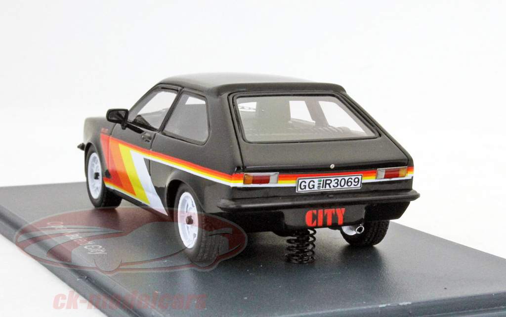 欧宝士官生市黑/黑1时43分新