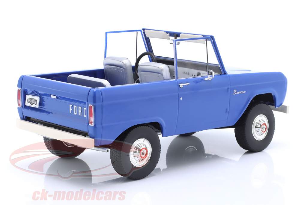 Ford Bronco Año de construcción 1966 azul / blanco 1:18 Greenlight