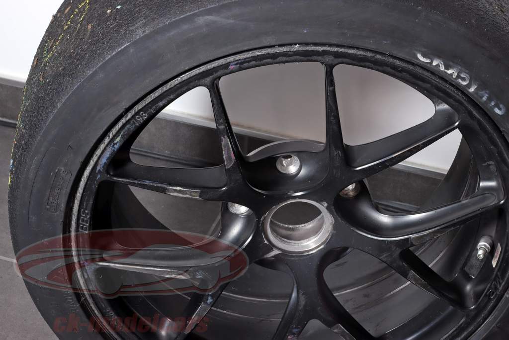 Original Michelin neumáticos de carreras en Porsche Cayman GT4 CS MR BBS borde FR