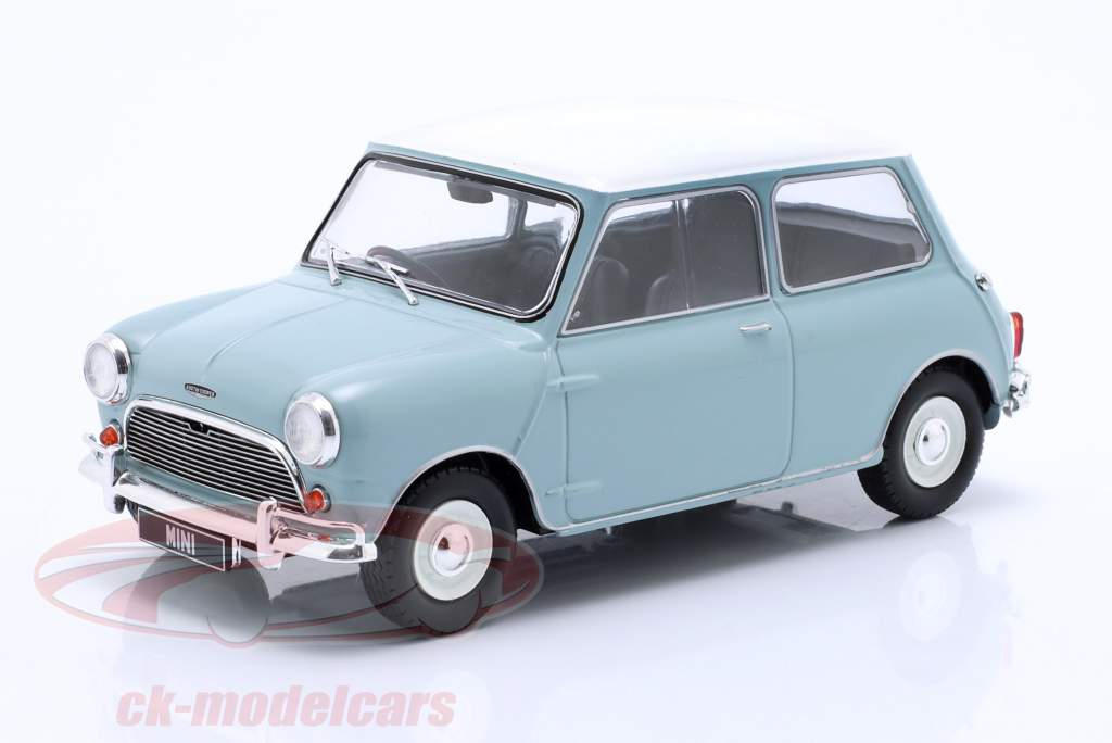 Austin Mini Cooper S Byggeår 1965 Lyseblå / hvid RHD 1:24 WhiteBox