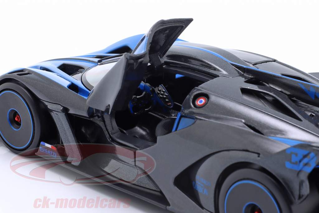 Bugatti Bolide W16.4 Byggeår 2020 blå / carbon 1:24 Maisto
