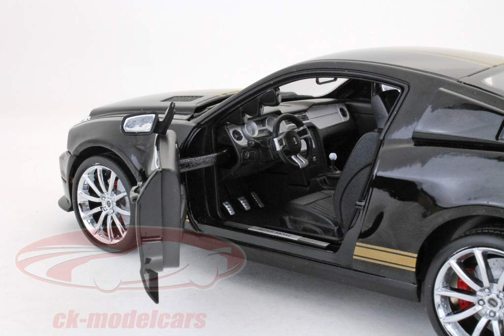 Ford Mustang Shelby GT500 Super Snake 2012 black-gold 1:18 ShelbyCo