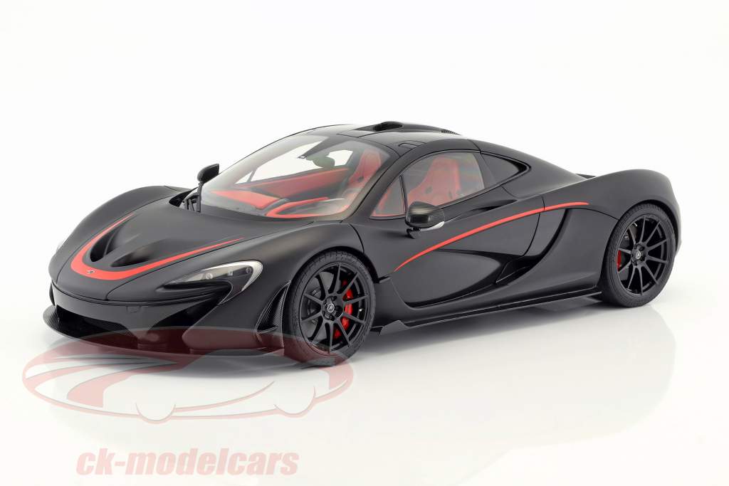 McLaren P1 Bouwjaar 2013 mat zwart / rood 1:12 AUTOart