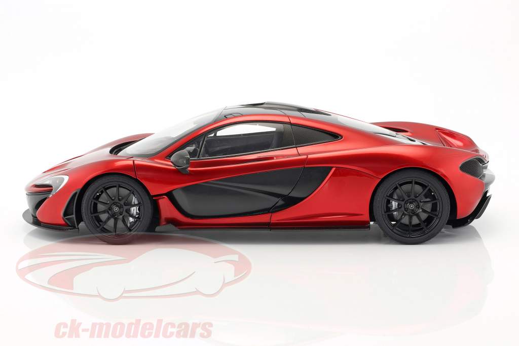 McLaren P1 建设年份 2013 火山 红色的 1:12 AUTOart
