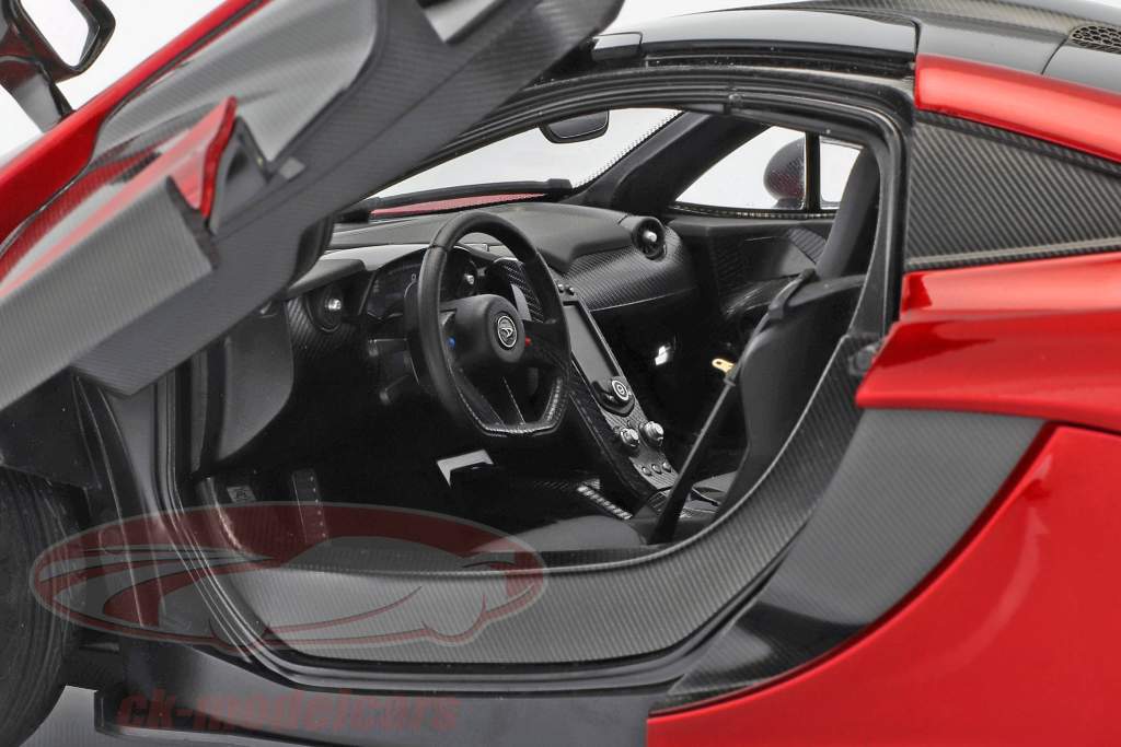 McLaren P1 year 2013 volcano red 1:12 AUTOart