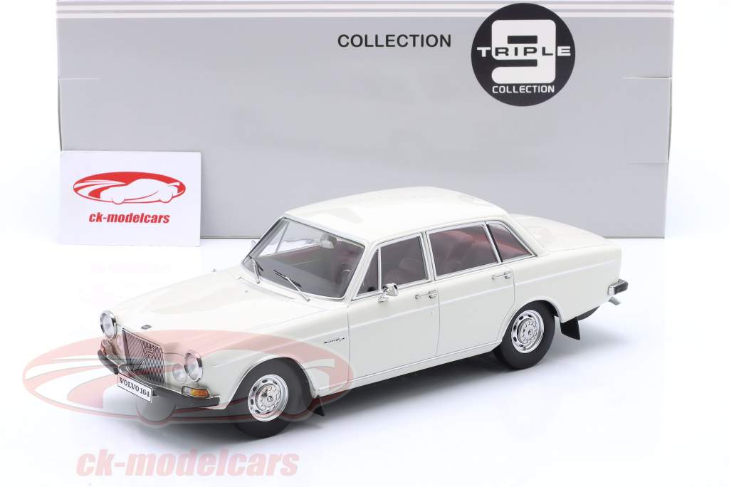 Volvo 164 Byggeår 1970 hvid 1:18 Triple9