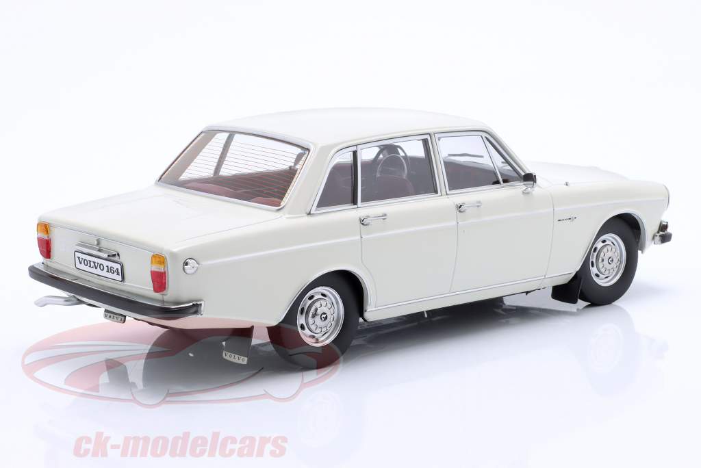 Volvo 164 year 1970 white 1:18 Triple9