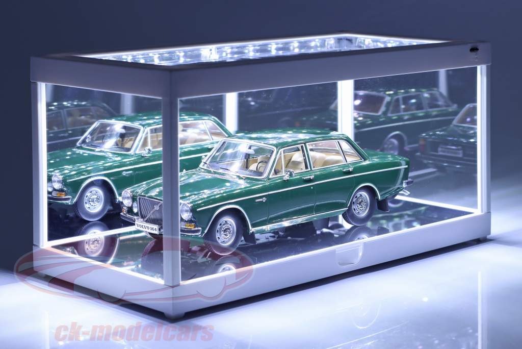 single showcase white with LED lighting and Mirror for scale 1:18 Triple9