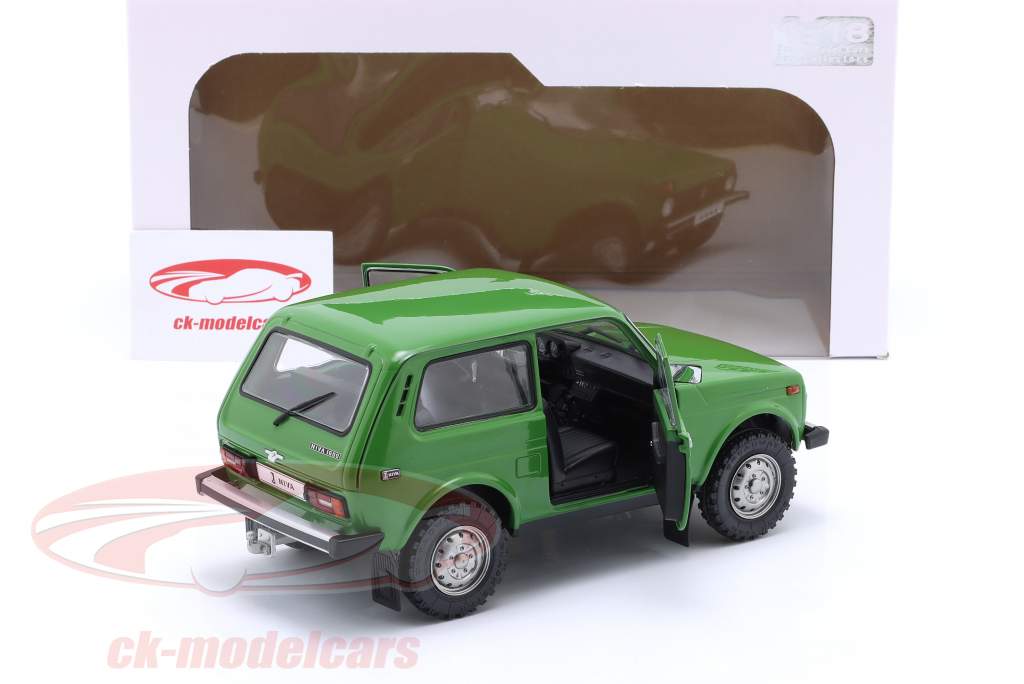 Lada Niva Année de construction 1980 vert 1:18 Solido