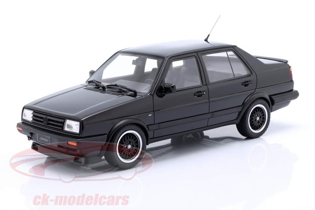 Volkswagen VW Jetta MK2 建設年 1987 黒 1:18 OttOmobile