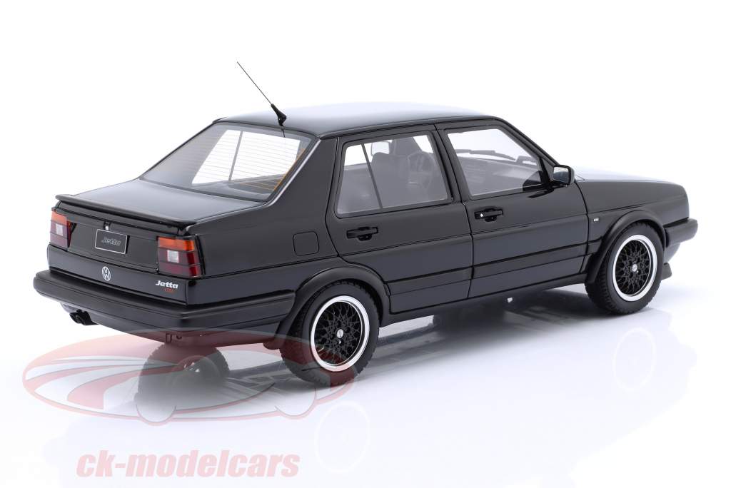 Volkswagen VW Jetta MK2 建設年 1987 黒 1:18 OttOmobile