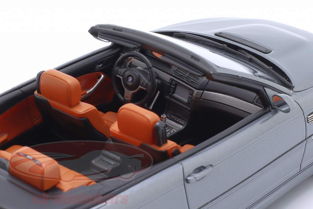 BMW M3 (E46) Cabriolet Bouwjaar 2004 Grijs 1:18 OttOmobile