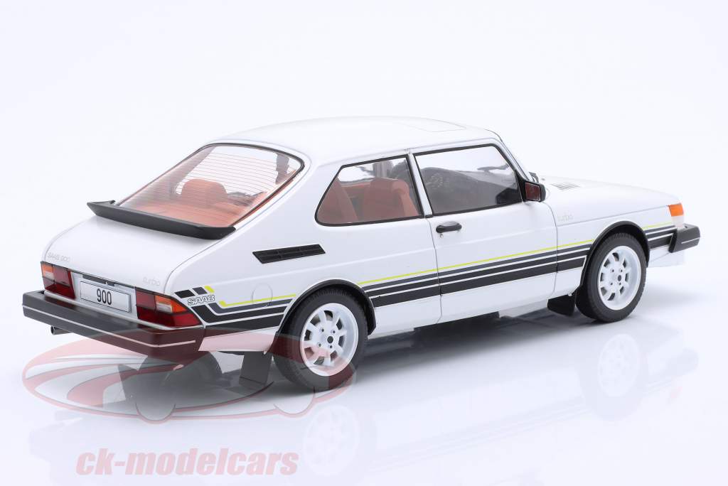 Saab 900 Turbo Anno di costruzione 1981 bianco / arredamento 1:18 ModelCar Group