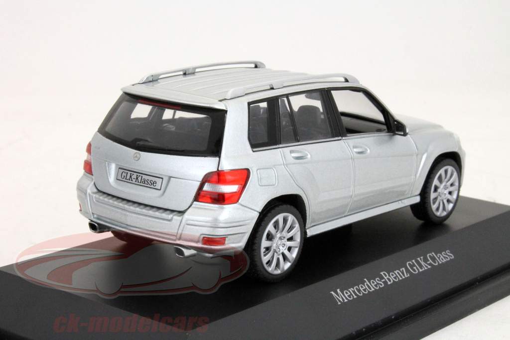 メルセデス·ベンツ GLKクラス イリジウム 銀 1:43 完成モデル