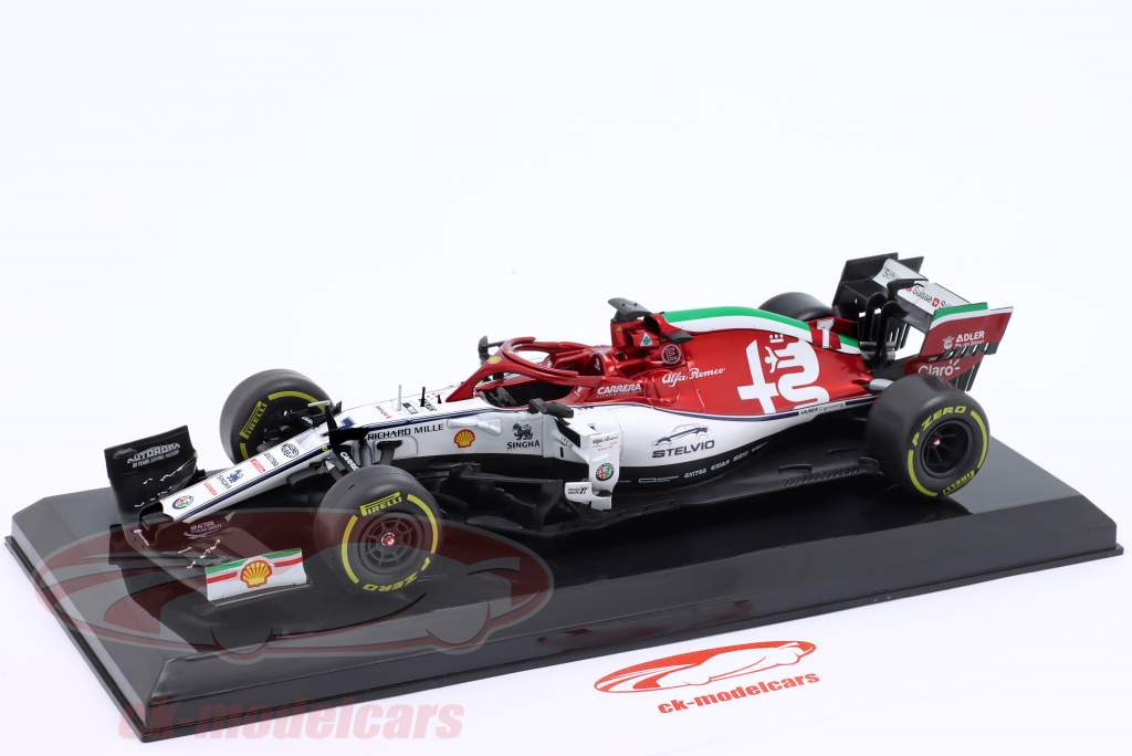 Premium Collectibles 1:24 Kimi Räikkönen Alfa Romeo Racing