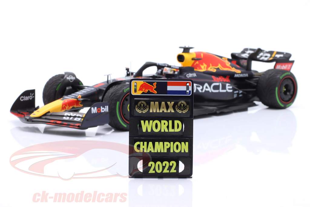 RedBull RB18 1／18 Winner Japanese GP 1/18 Red Bull RB18 Winner Japan GP 2022 Champion Max