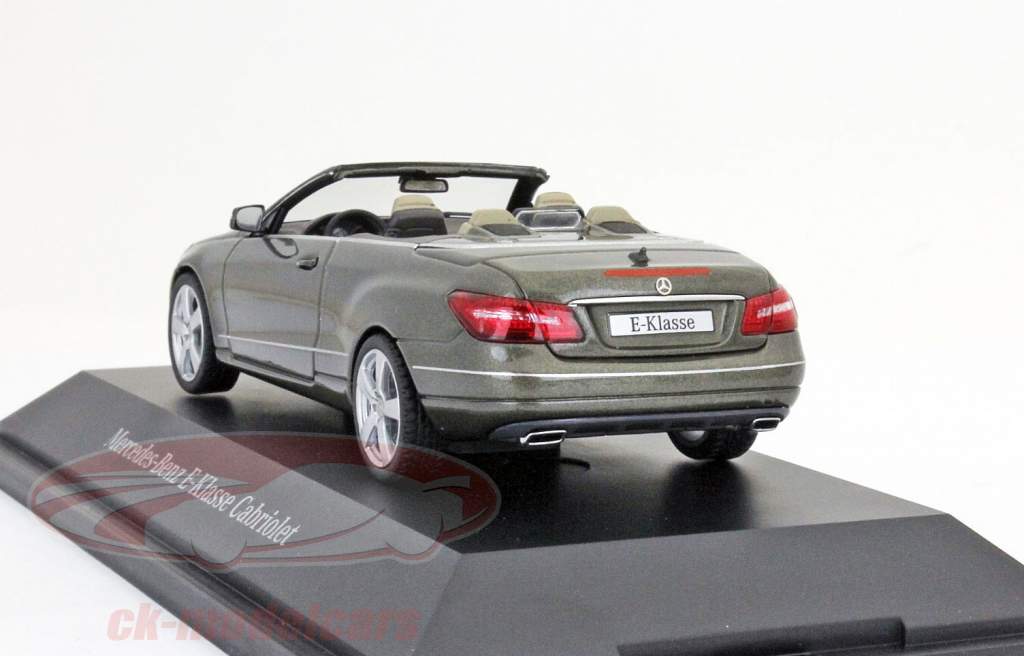 Mercedes-Benz E-Class Cabriolet A207 stannite 1:43 Schuco