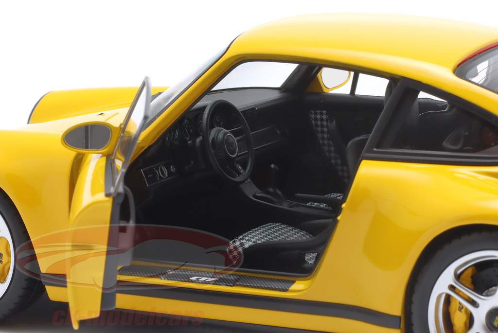 RUF Porsche CTR Anniversary Année de construction 2017 fleurir jaune 1:18 Almost Real