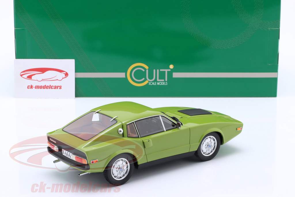 Saab Sonnet III Byggeår 1973 grøn 1:18 Cult Scale